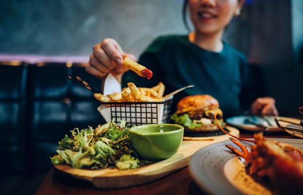 Foods to eat and avoid for high cholesterol